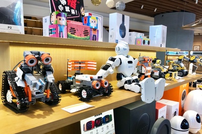 蘇寧易購超級云店落戶華強北，智能產品銷售如何重塑深圳購物新認知